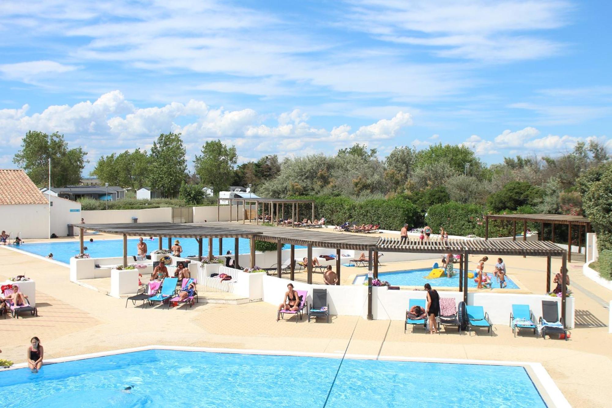 Camping La Brise De Camargue Saintes-Maries-de-la-Mer Ngoại thất bức ảnh